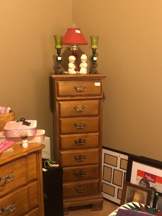 Lingerie drawer, candles, lamps, picture frames 
