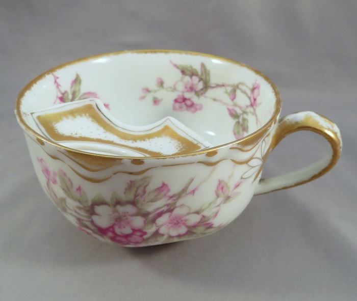 BEAUTIFUL HAVILAND LIMOGES FRENCH PORCELAIN MOUSTACHE TEA OR COFFEE CUP WITH GILT WILD ROSE DECORATION