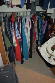 WOMEN'S CLOTHING-SIZE SMALL TO XLARGE