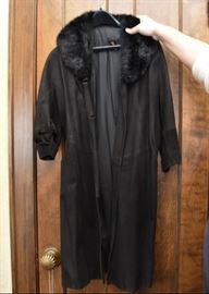 Women's Suede Coat with Fur Collar