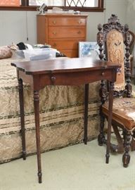 Antique Spindle Leg Table with Drawer 