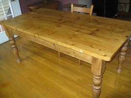 Pine farm table