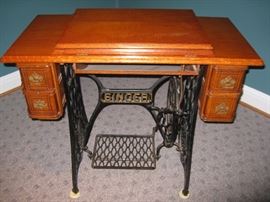 Singer sewing machine and base-machine is not attached to base 