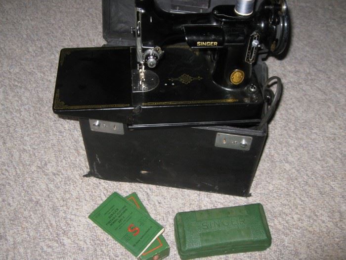 Singer 221-2 portable sewing machine with case