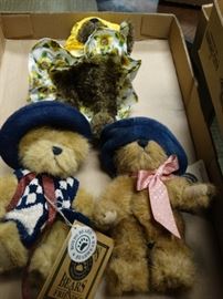 2 plush Boyds bears other plush bear