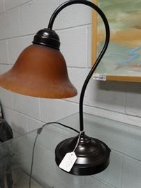 Decorative desk lamp w shade