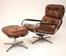 Lot 452: Milo Baughman for Directional Lounge Chair/Ottoman