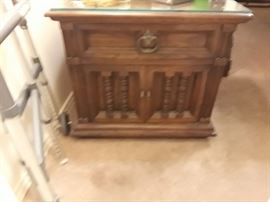 One of two night stands that go with the king size bedroom suite. Bed, mattress, triple mirror dresser, and two night stands for $375. Excellent condition.