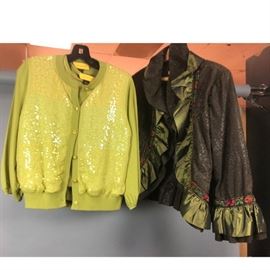 Lot 222 2pc Designer Green Jacket. ST JOHN lime green swe