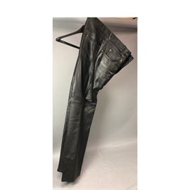 Lot 238 WILSON Black Pebble Leather Pants Sz 36 x 34. Not