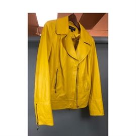 Lot 247 ST JOHN COAT Yellow Leather Ladies Short Jacket. 
