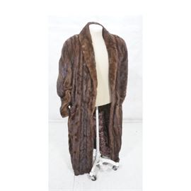 Lot 250 KARL LAGERFELD Couture Full Length Ladies Mink Co