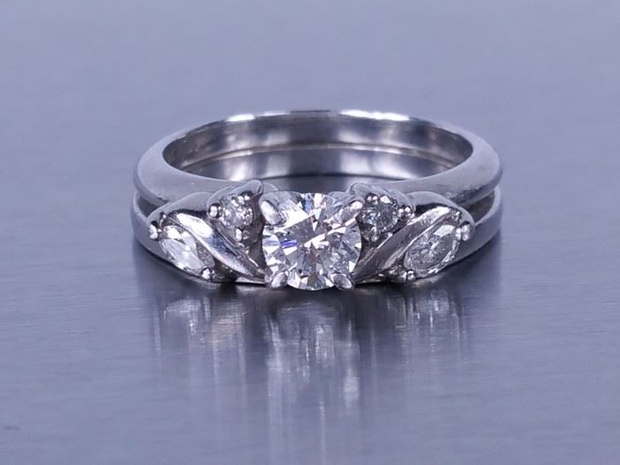 Platinum Diamond Ring - $3950++ Appraisal
