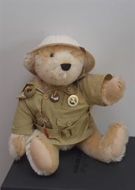 Steiff Reginald Oliver Smythe Safari Bear 