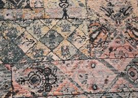 Oriental Area Rug (Approx. 5'3"  x 7'8")