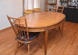 Vintage Dining Table (with 2 extra leaves & pads)