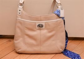 Coach Purses, Handbags & Totes