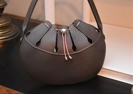 Women's Purses, Handbags & Totes