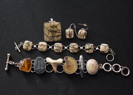 Costume Jewelry (Bracelets, Earrings, Pendants)