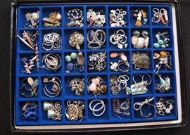 Women's Jewelry (Earrings, Pendants)