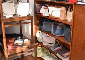 Women's Purses, Handbags & Totes