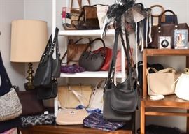 Women's Purses, Handbags & Totes