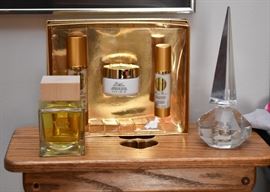 Perfume, Cosmetics, Crystal Perfume Bottle