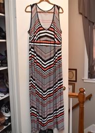 Women's Clothing (Plus Sizes)