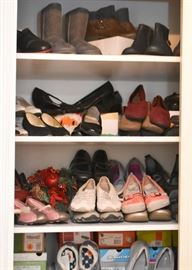 Women's Shoes & Boots (Sizes 9-10)
