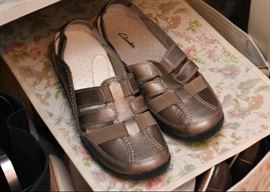 Women's Shoes & Boots (Sizes 9-10)