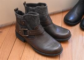 Women's Shoes & Boots (Sizes 9-10)