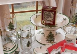 Spode Christmas Tree Dinnerware / Dishes & Accessories