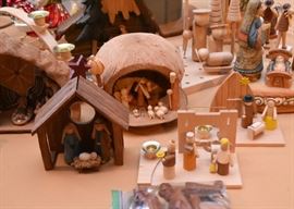 Wooden Nativity Scenes 