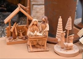 Wooden Nativity Scenes 