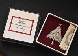 Waterford Holiday Heirlooms Jim O'Leary Collection Christmas Tree Brooch