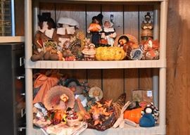 Thanksgiving Decor & Collectibles 
