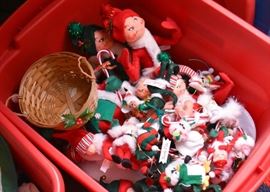 Annalee Christmas Figures / Dolls