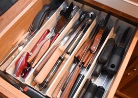 Kitchen Utensils & Cutlery / Knives