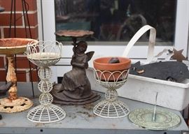 Garden Decor & Accessories