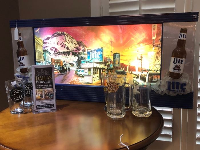 Groovy vintage Miller Lite ‘motion’ beer sign "Coast to Coast" in great working condition.. scrolls right to left.
