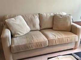 Stylus Chenille Loveseat
