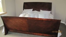 King Size Sleigh Bed (no mattress)