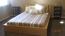 Queen Size Platform Bed with Simmons mattress (tempurpedic like)