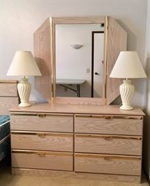 Light Wood-grain Double Dresser w/ Mirror