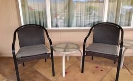 Patio Arm Chairs w/ Side Table