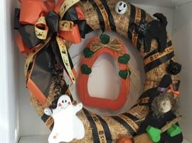 Halloween wreath.