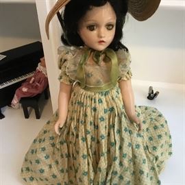 Scarlett is ready for the bbq at Twelve Oaks.