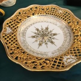 Set of four plates.