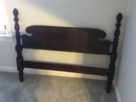 Antique bed. Complete.
