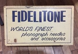 Fidelitone World's Finest Phonograph Needles & Accessories Metal Case
